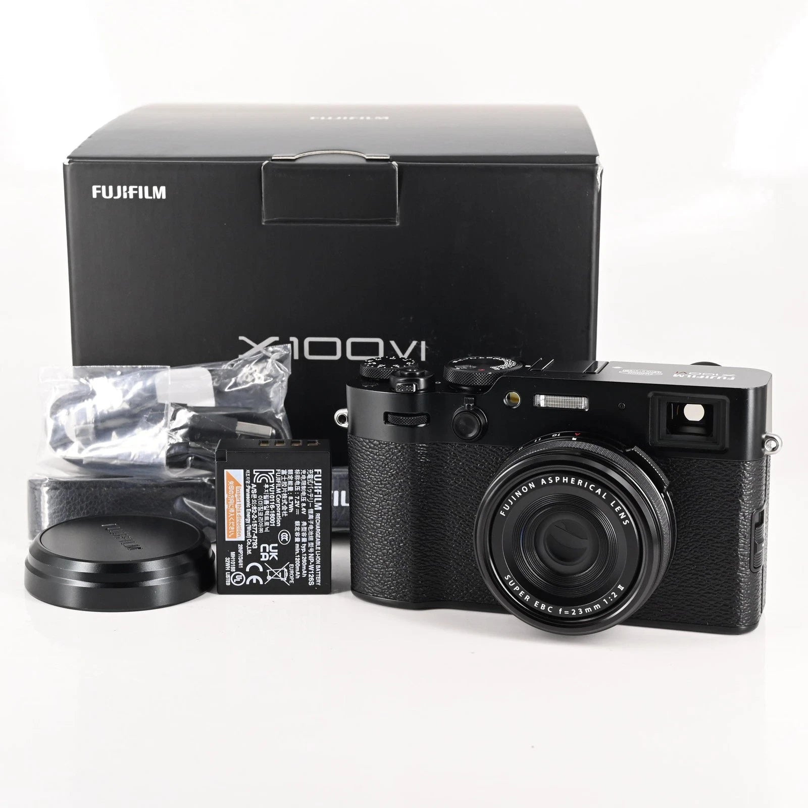 Fujifilm X100VI 40.2MP Digital Camera w/23mm f2 Lens #384