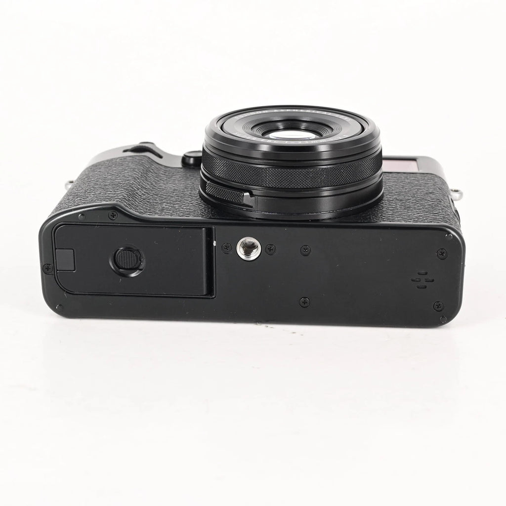 Fujifilm X100VI 40.2MP Digital Camera w/23mm f2 Lens #384