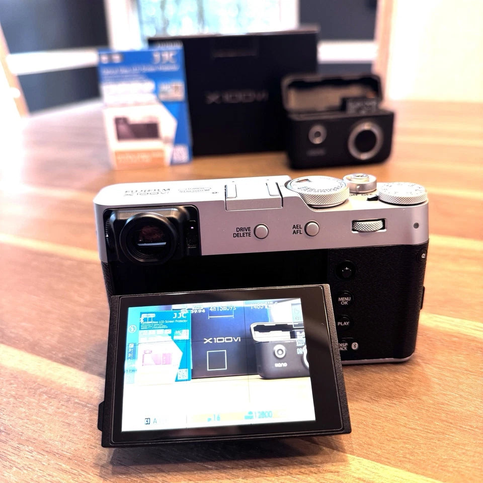 Fujifilm X100VI Silver 40.2MP – Pristine Condition w Extras